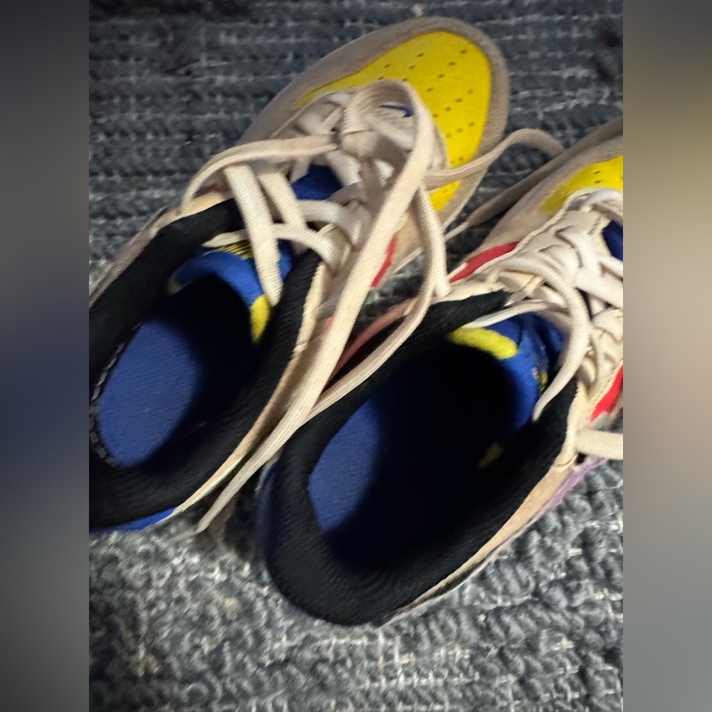 air force 1 low red, blue, yellow With stick on pieces - Picture 8 of 9